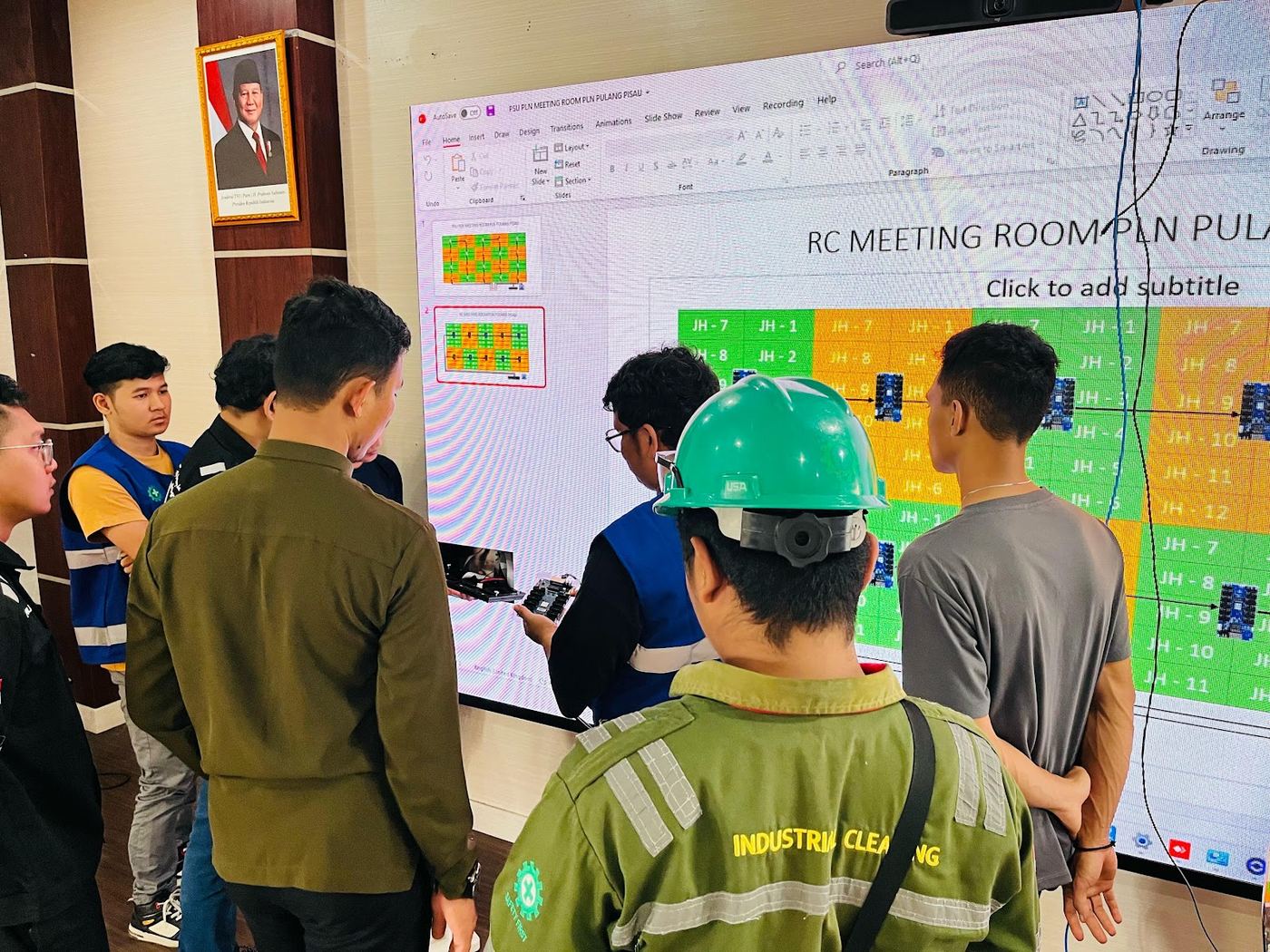 Video wall meeting room PLN Palu