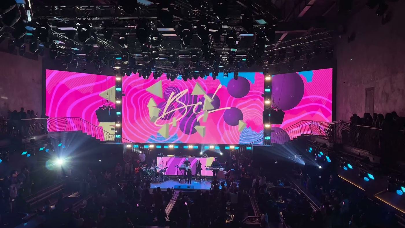 LED stage W Superclub saat show